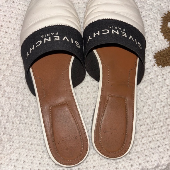 Givenchy Slides - Picture 4 of 6